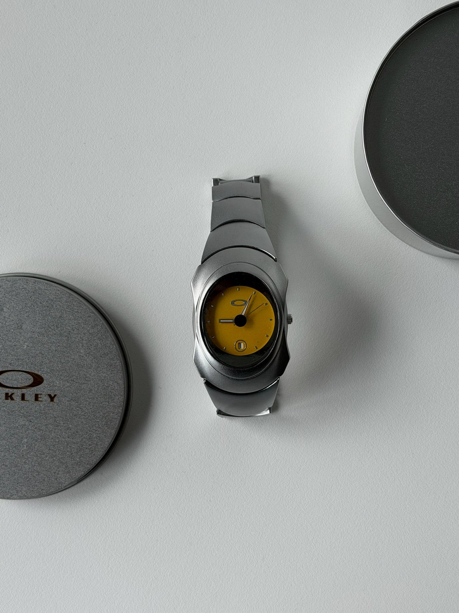 Oakley Time Bomb Style Watch – Sunburst Yellow